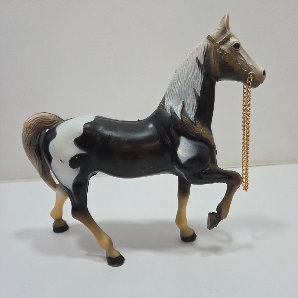 VTG Plastic Black Pinto Horse Prancing 8" WS Clover 2155 W/ Gold Chain Hong Kong